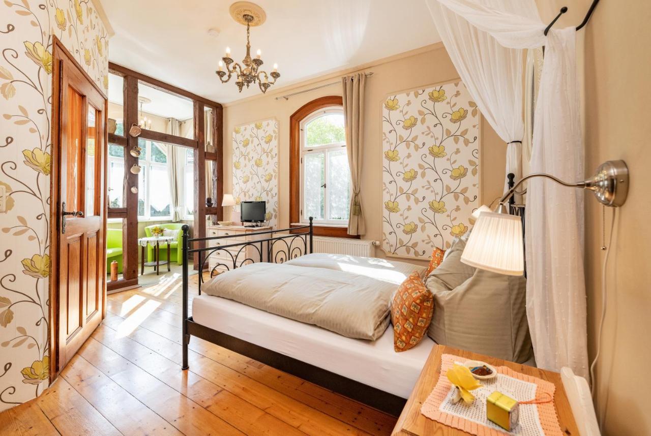 Hotel Villa Rossek Бад Либенщайн Екстериор снимка